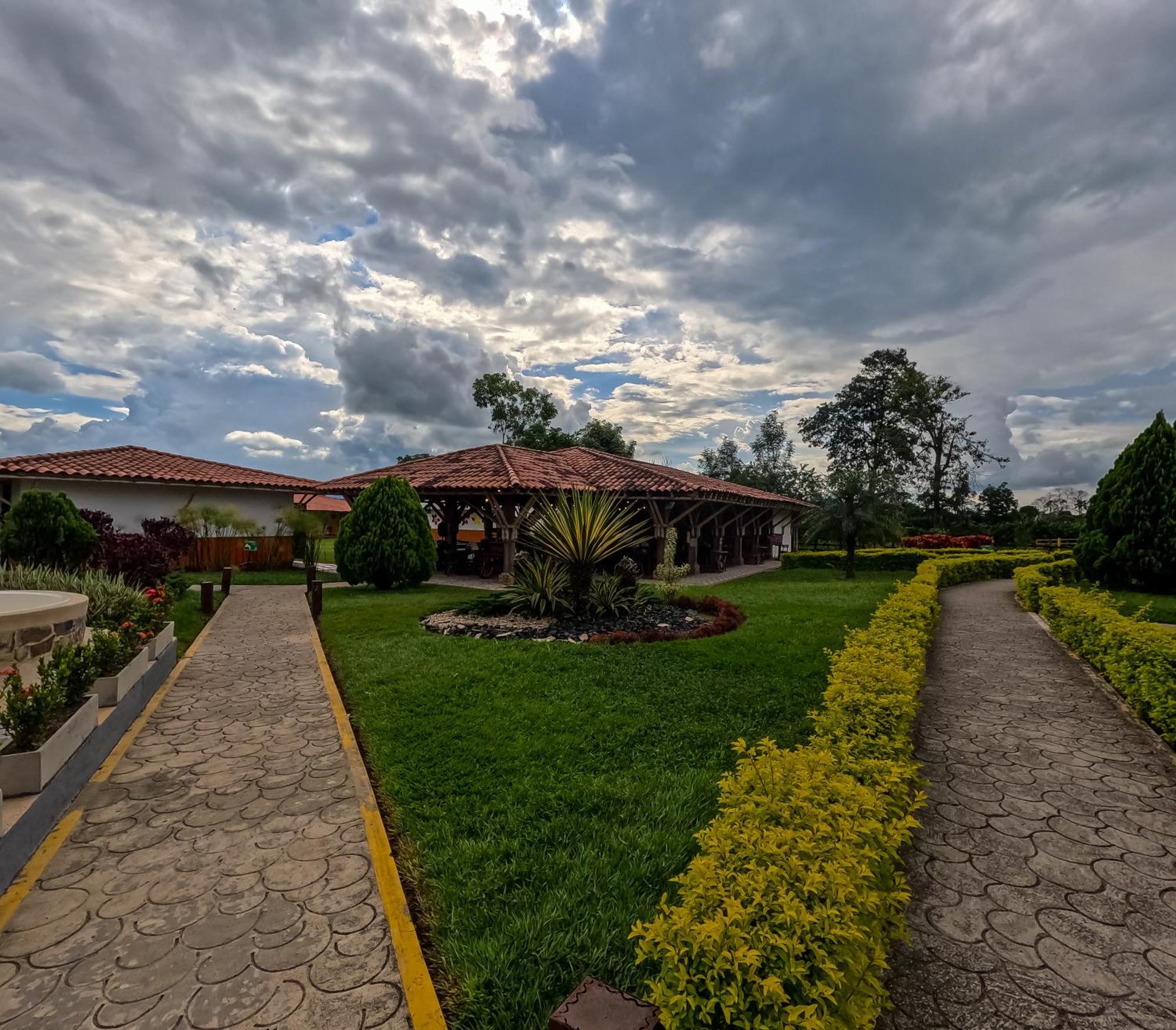 Hotel Parque De Los Arrieros Монтенегро Екстер'єр фото